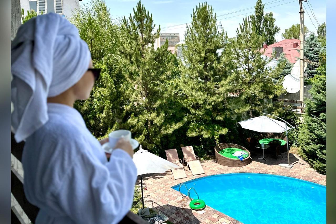 فندق Baikhan بيشكيك المظهر الخارجي الصورة